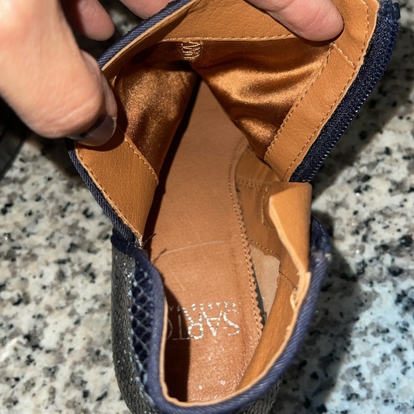 FRANCO SARTO Sloan Bootie Navy Blue Python Print Leather size 6.5 Ankle Bootie. - Picture 14 of 17